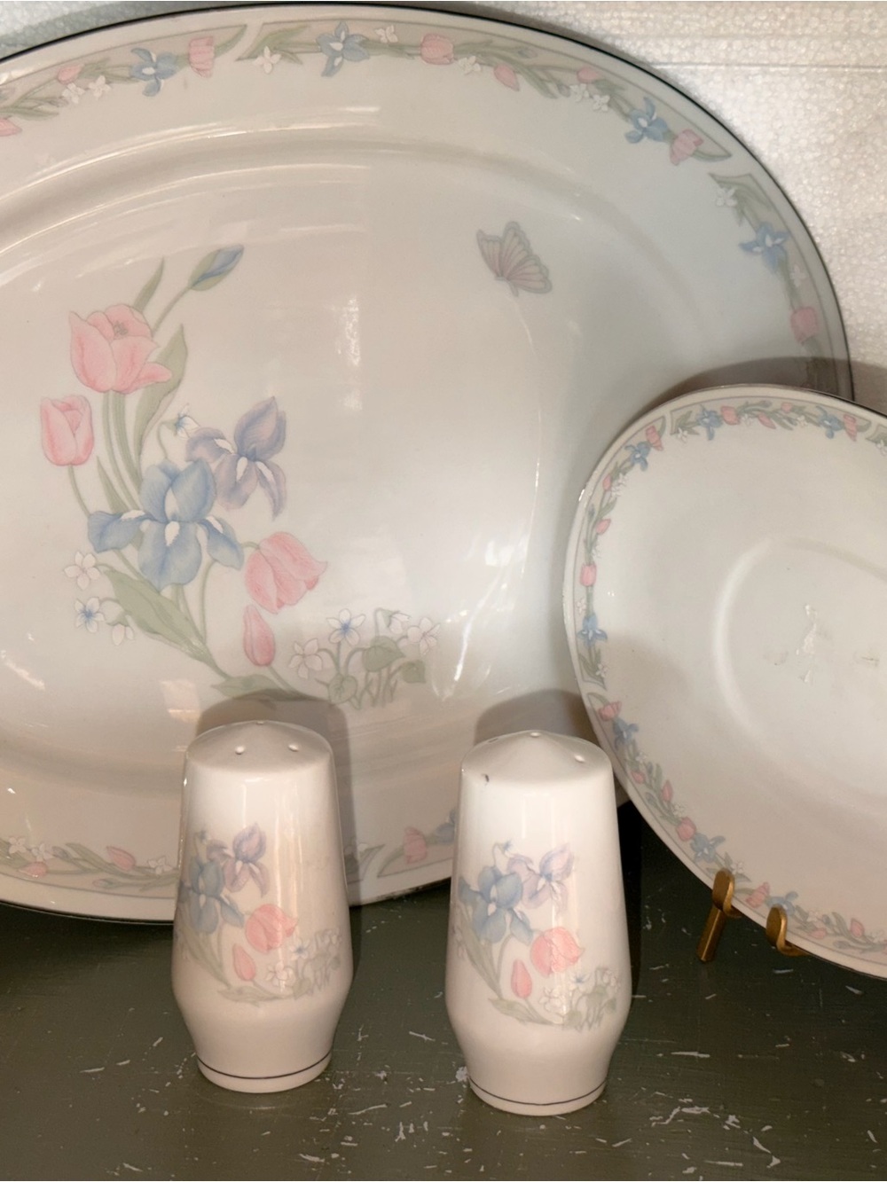 Porcelain Floral Salt & Pepper Shaker Set - Pink & Blue